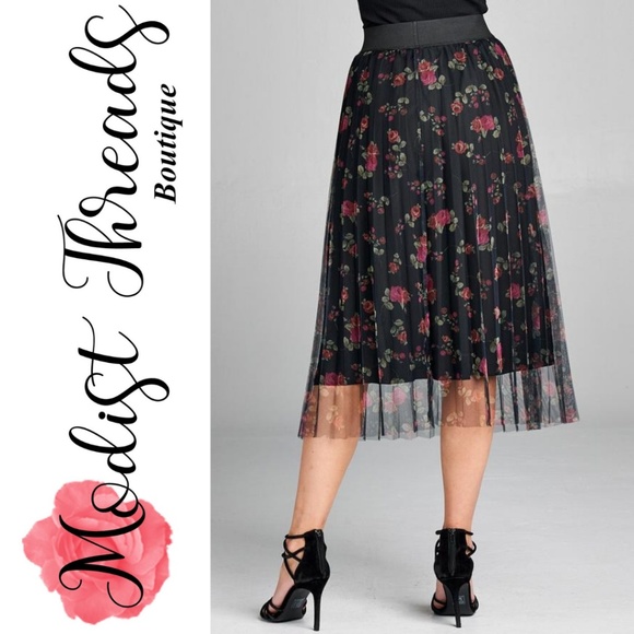 Pleated Floral Print Mesh Midi Skirt - Picture 4 of 5